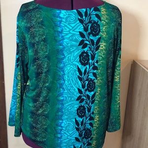 Long sleeve knit shirt